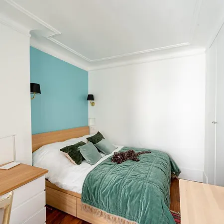 Magnificent Apt In The Heart Of The 18Th In Paris * Paris