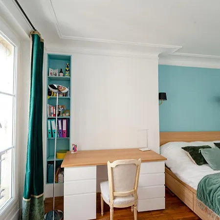 Magnificent Apt In The Heart Of The 18Th In Paris Apartment Paris